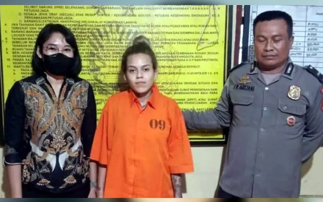 Brasileira detida na Indonésia com cocaína — Foto: Arquivo de Relações Públicas da Polícia de Bali
