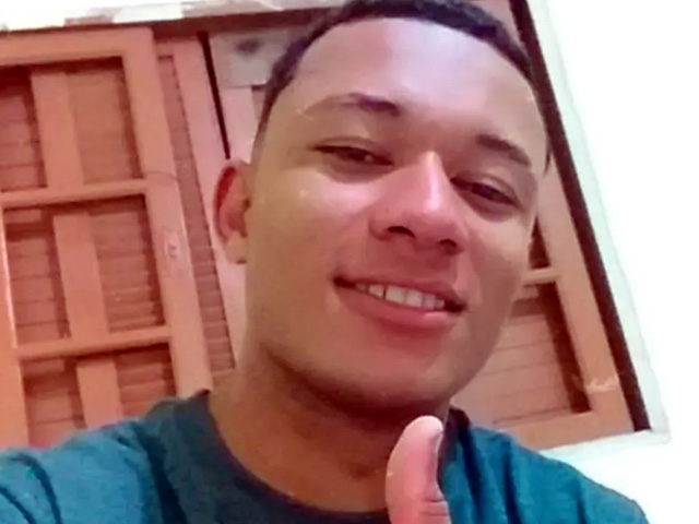 Jefferson dos Santos Alves, de 22 anos, tentou fugir após disparar contra a ex — Foto: Arquivo Pessoal