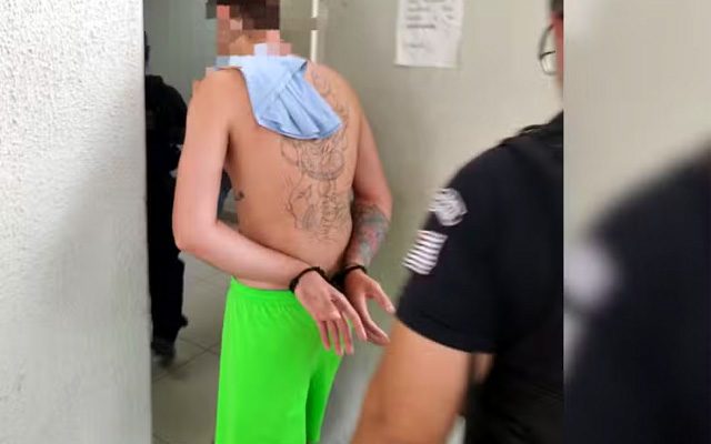 Polícia prende jovem suspeito de atirar contra homem em frente à lanchonete em Mirandópolis (SP) — Foto: Polícia Civil/Divulgação