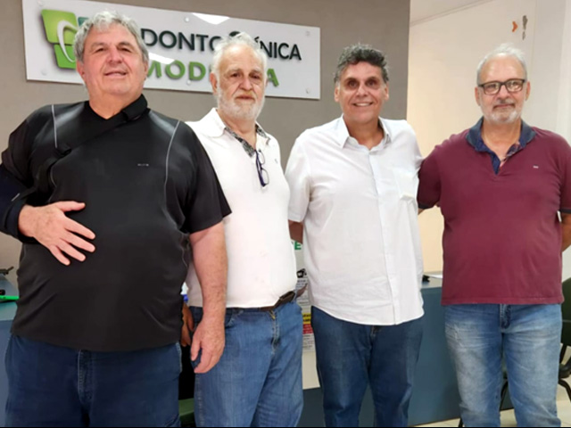 Da esquerda para a direita: Eduardo, Toninho, Augusto e André, reunidos em julho de 2024.